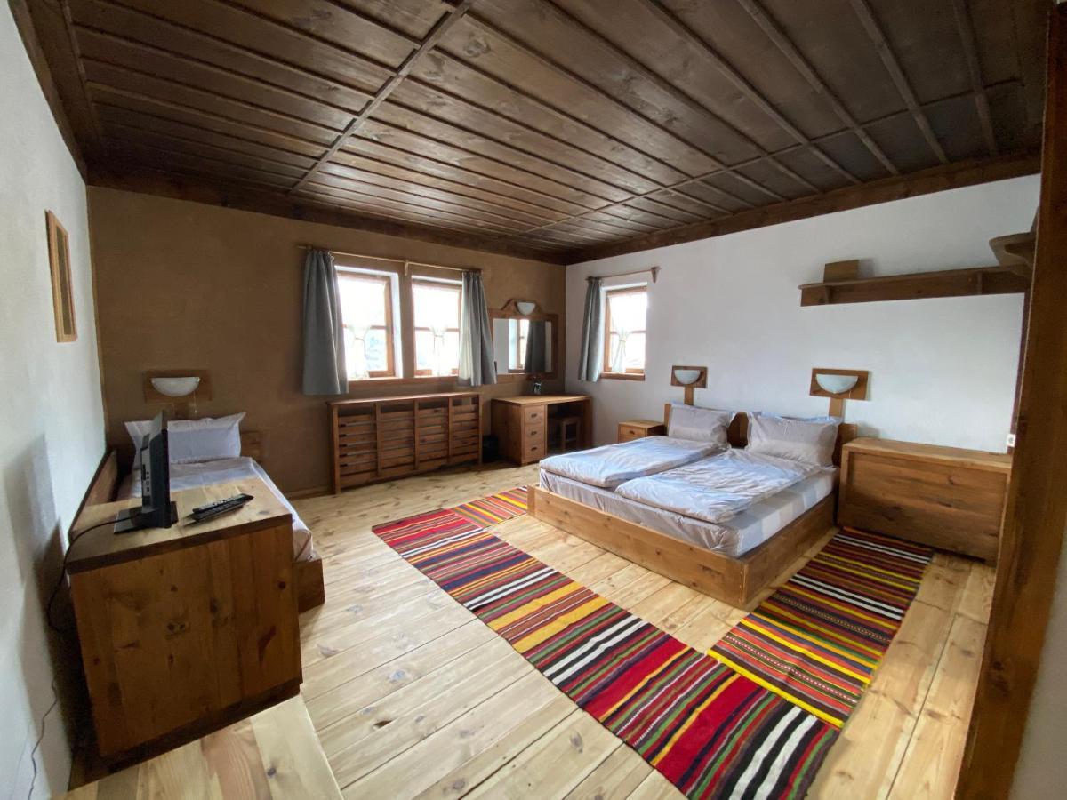 Guest house Family Byalata Kashta Kovacevica