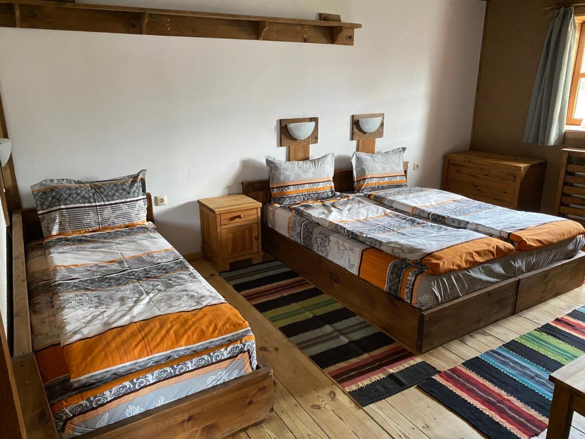 Family Byalata Kashta Guest house